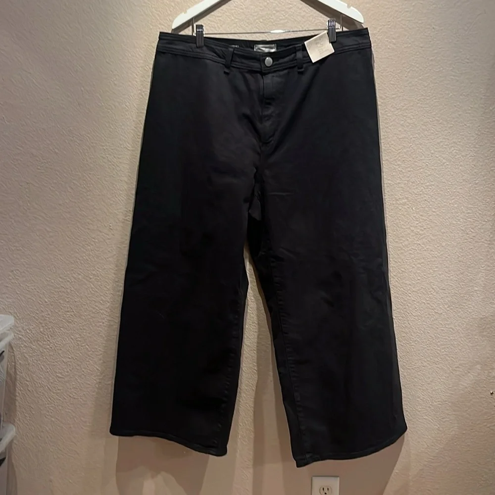 New Universal Thread Women's High-Rise Sailor Wide Leg Ankle Jeans Size 17 NWT